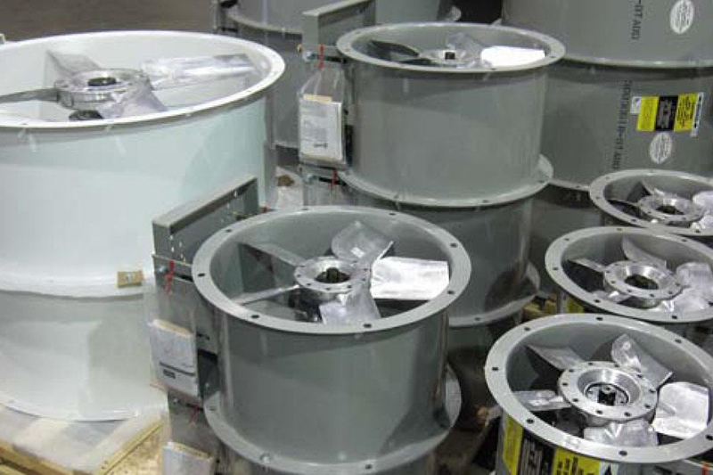 Exhaust fan and chambers for spray booths