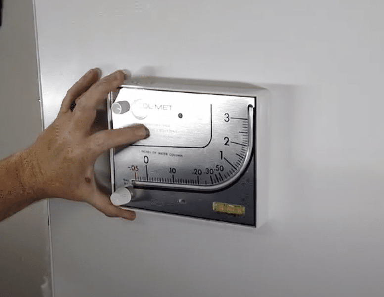 installing a manometer